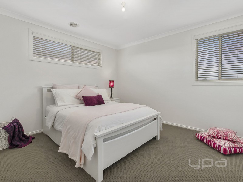 84 Dalray Crescent, Kurunjang VIC 3337