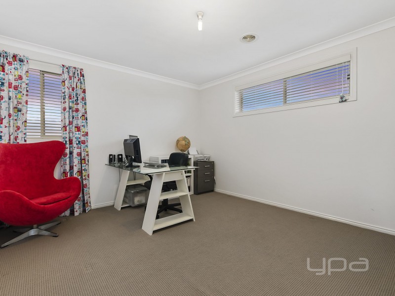 84 Dalray Crescent, Kurunjang VIC 3337