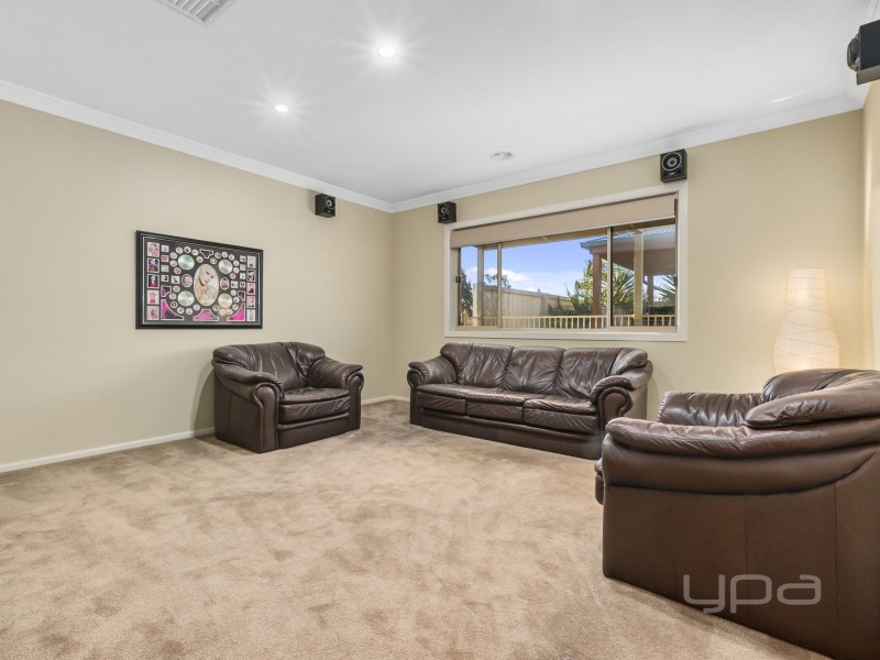 16 Riverview Drive, Hopetoun Park VIC 3340