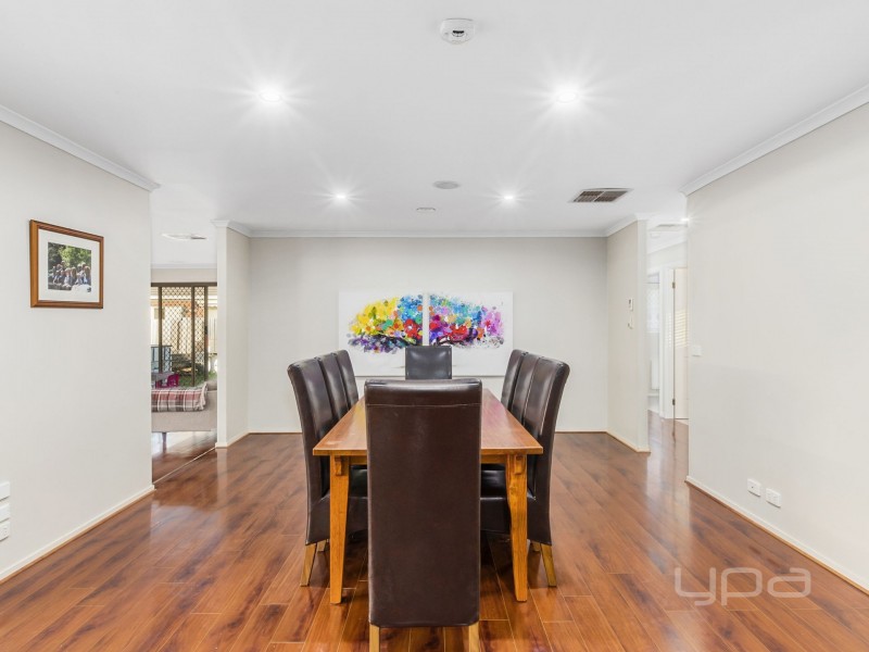 3 Mark Drive, Hillside VIC 3037