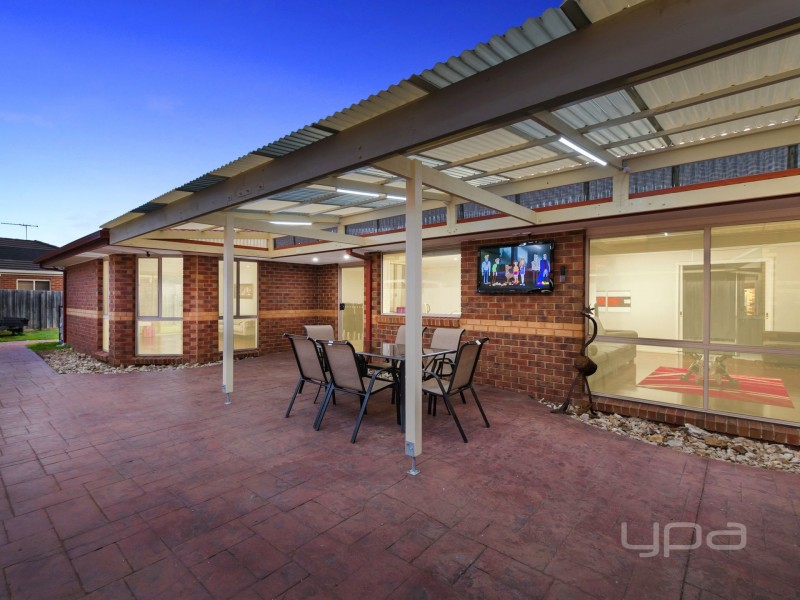 3 Mark Drive, Hillside VIC 3037