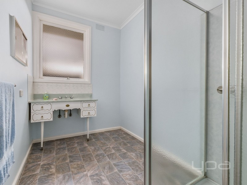 3 Robin Street, Melton VIC 3337