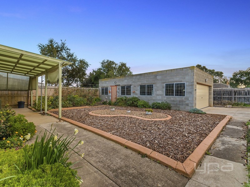 3 Robin Street, Melton VIC 3337