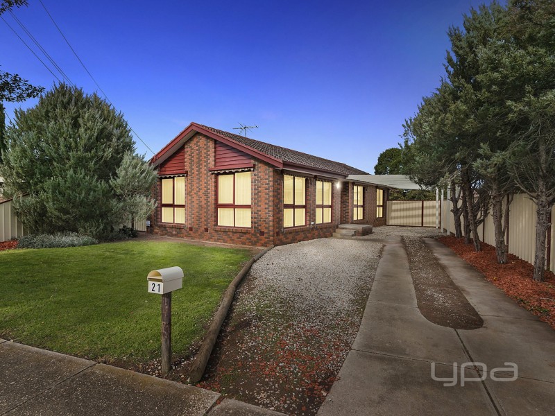21 Second Avenue, Melton South VIC 3338