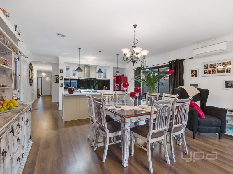 14 Long Road, Truganina VIC 3029