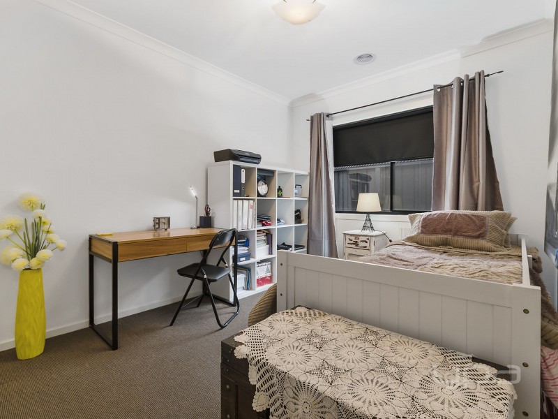 14 Long Road, Truganina VIC 3029