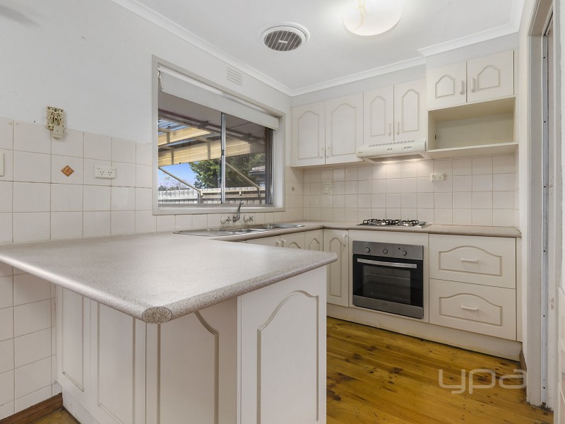 50 Marina Drive, Melton VIC 3337