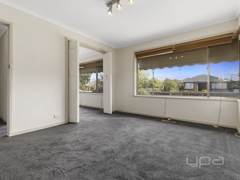 50 Marina Drive, Melton VIC 3337