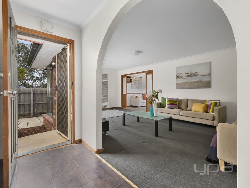 49 Centenary Avenue, Melton VIC 3337