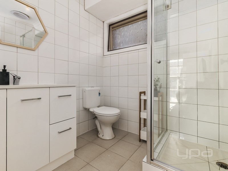 29 Dumbarton Circuit, Melton West VIC 3337