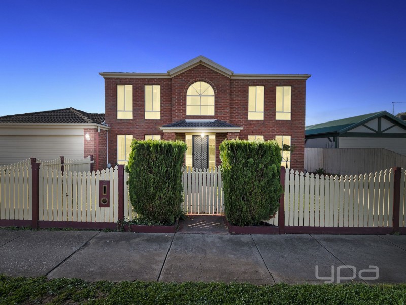 20 Moodie Street, Melton South VIC 3338