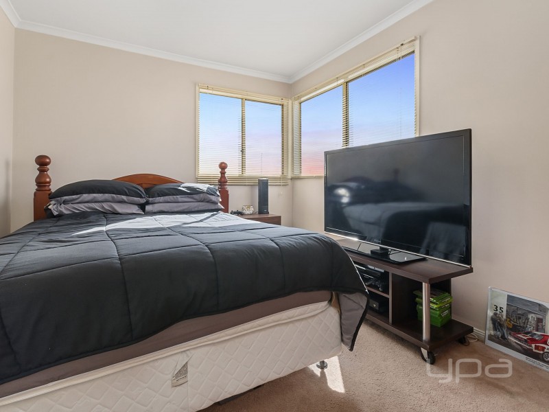 20 Moodie Street, Melton South VIC 3338