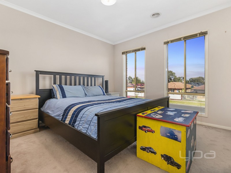 20 Moodie Street, Melton South VIC 3338
