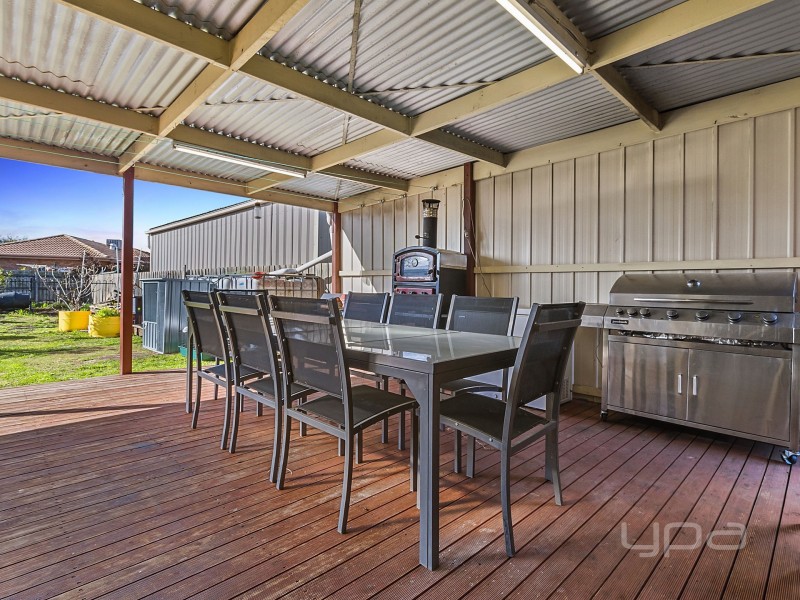 20 Moodie Street, Melton South VIC 3338