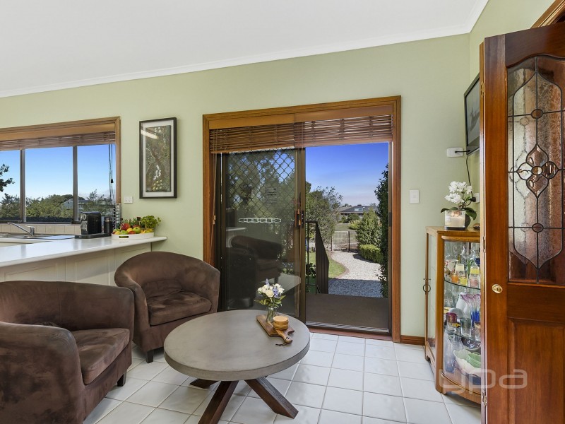 20 Gloaming Ride, Kurunjang VIC 3337