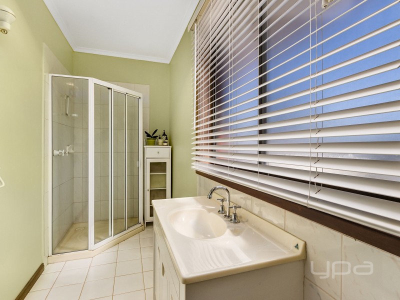 20 Gloaming Ride, Kurunjang VIC 3337