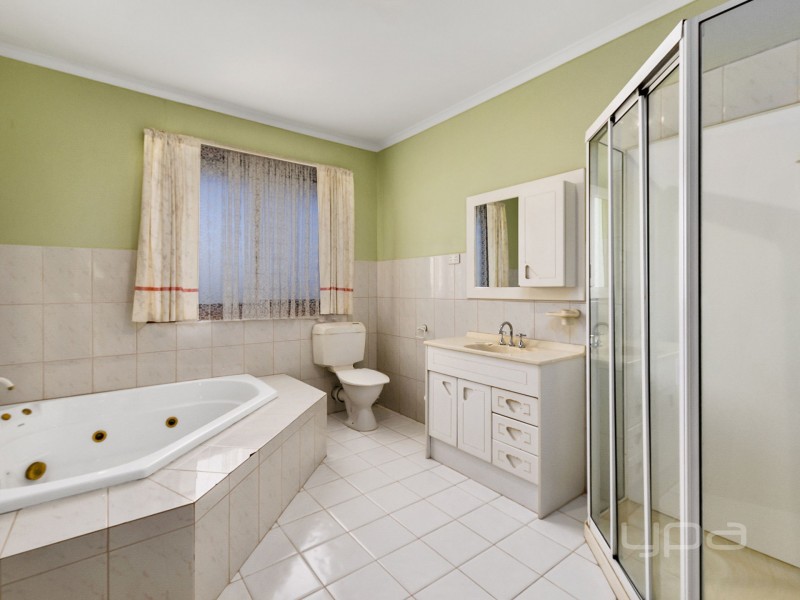 20 Gloaming Ride, Kurunjang VIC 3337