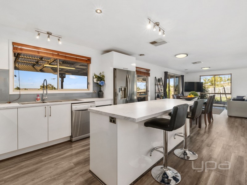 9 Todd Court, Darley VIC 3340