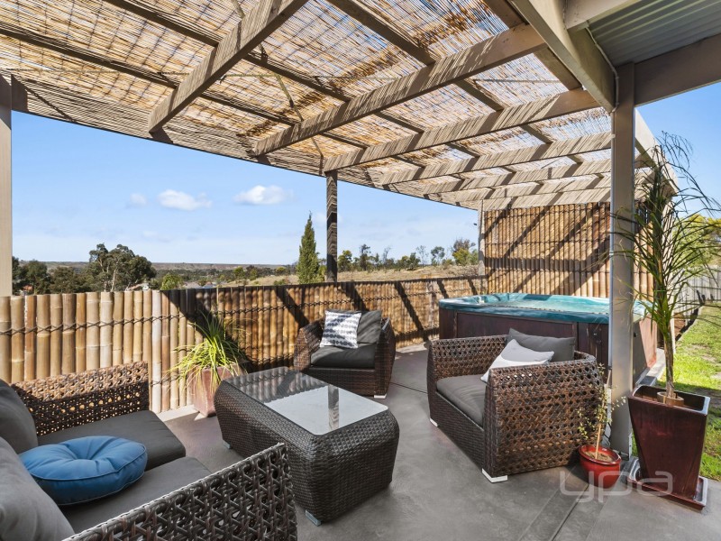 9 Todd Court, Darley VIC 3340