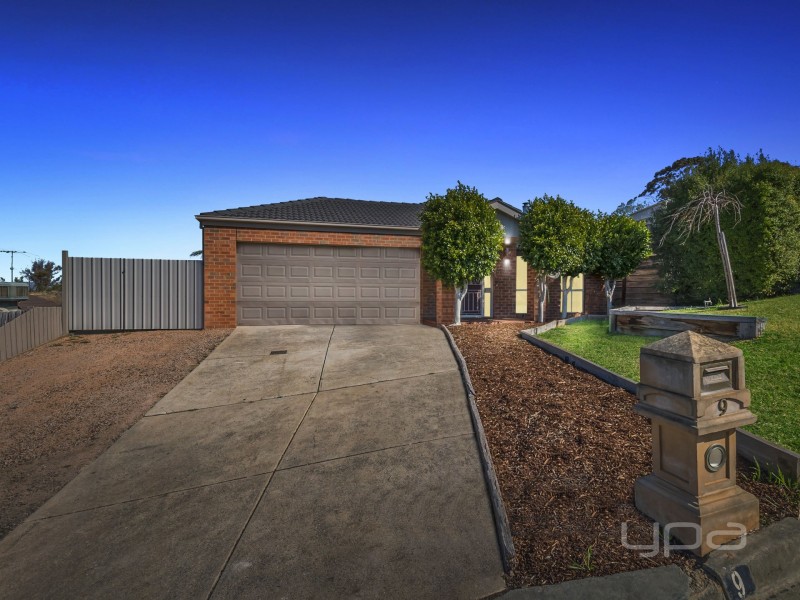 9 Todd Court, Darley VIC 3340