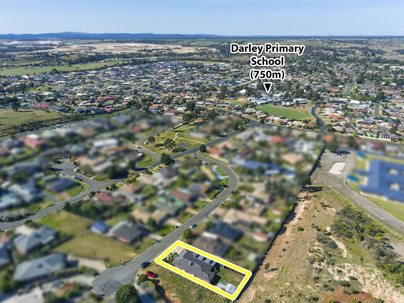 9 Todd Court, Darley VIC 3340