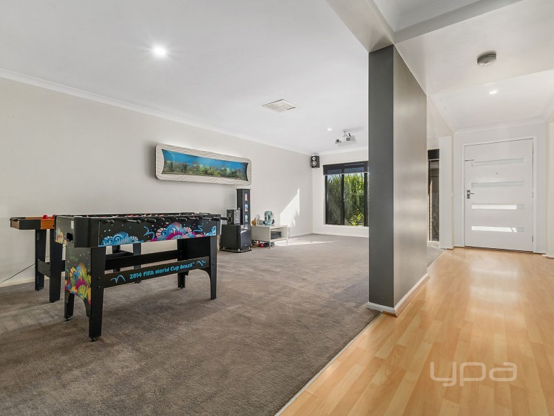 26 Indigo Square, Brookfield VIC 3338