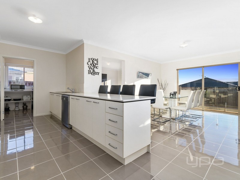 39 Viscosa Road, Brookfield VIC 3338