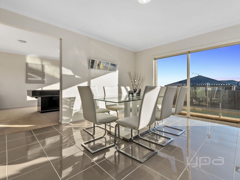 39 Viscosa Road, Brookfield VIC 3338