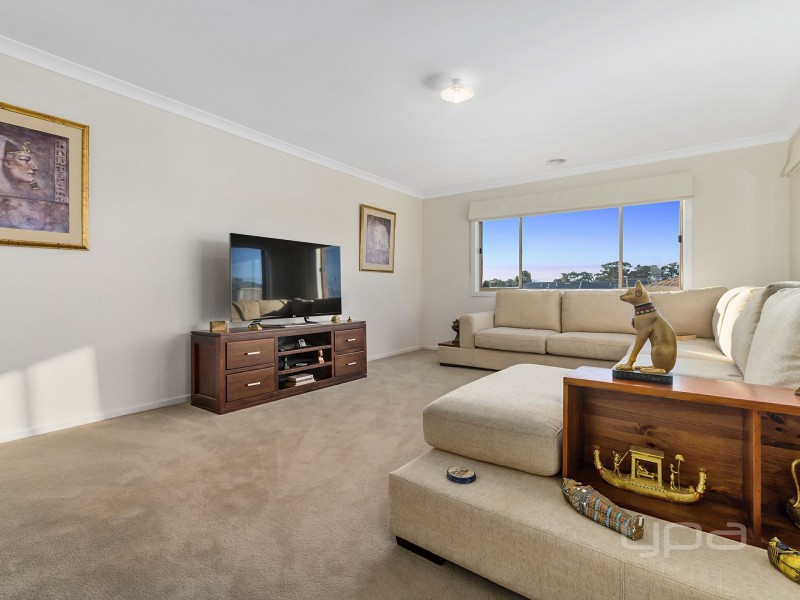 39 Viscosa Road, Brookfield VIC 3338