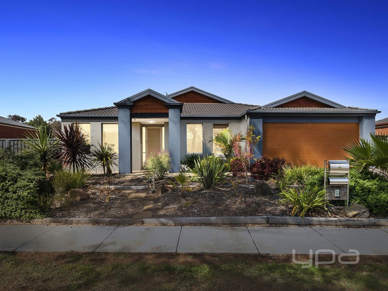 8 Hyperno Court, Kurunjang VIC 3337