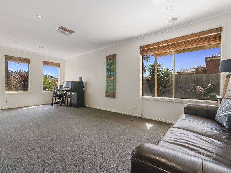 8 Hyperno Court, Kurunjang VIC 3337