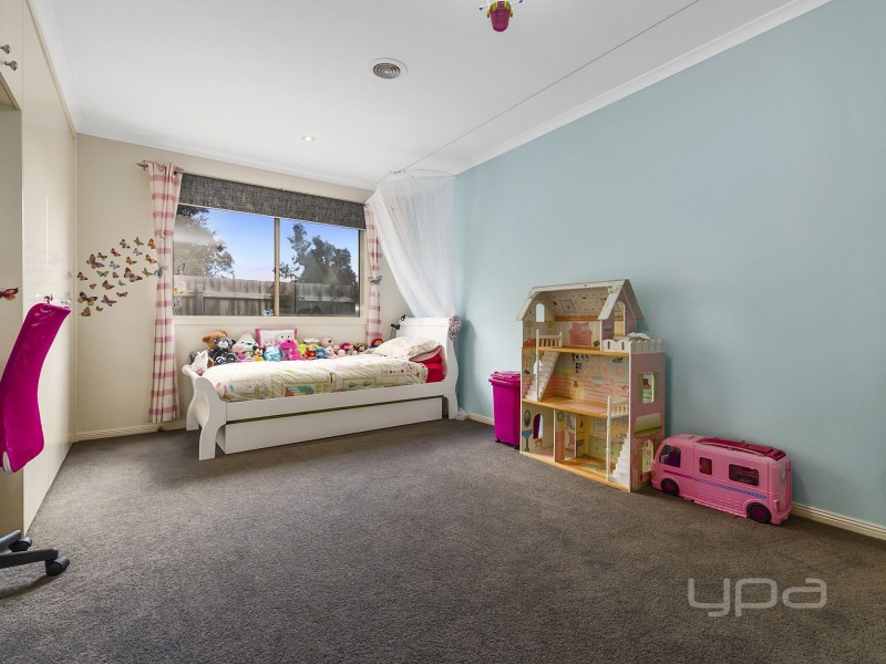 8 Hyperno Court, Kurunjang VIC 3337