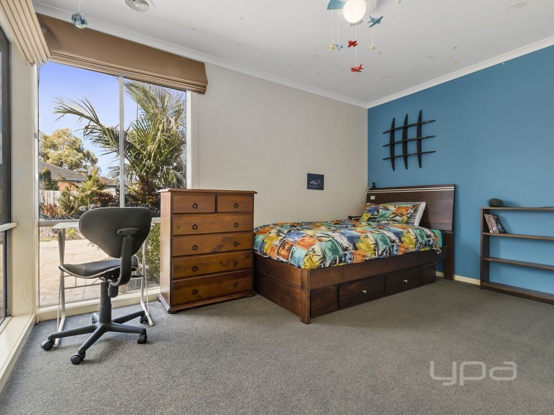 8 Hyperno Court, Kurunjang VIC 3337