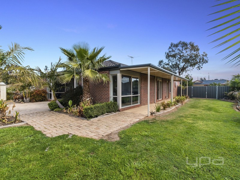 8 Hyperno Court, Kurunjang VIC 3337