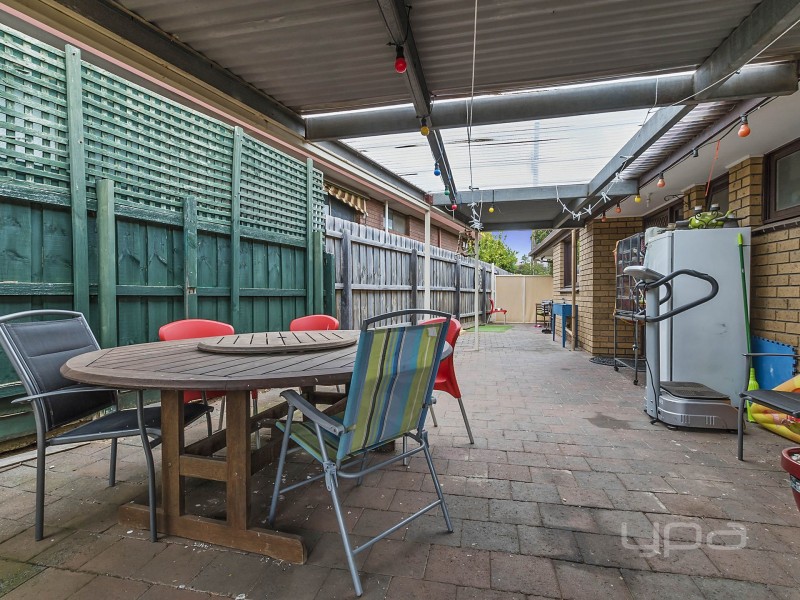 48 Vista Drive, Melton VIC 3337