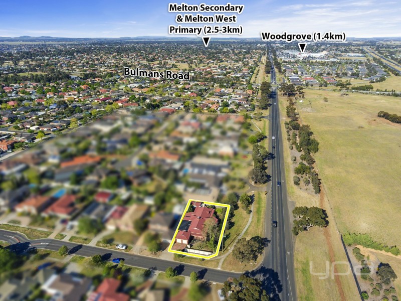 2 Gleneagles Drive, Melton West VIC 3337