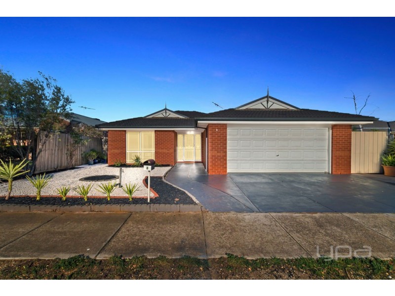 8 Kayla Way, Kurunjang VIC 3337