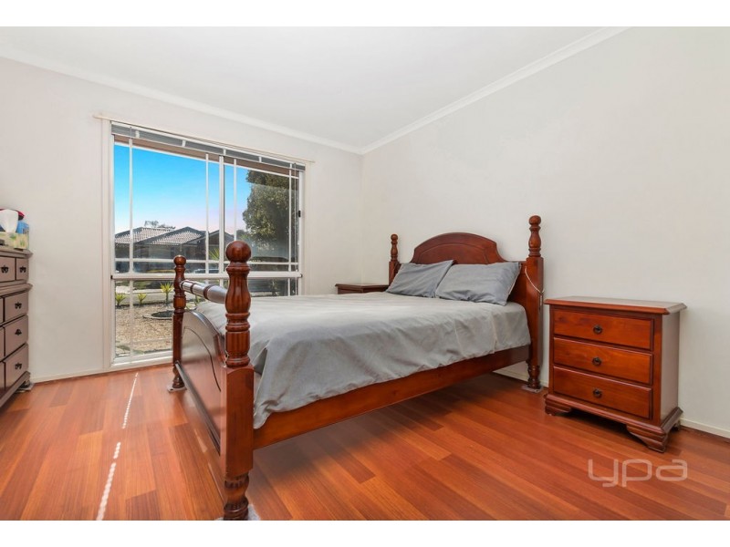 8 Kayla Way, Kurunjang VIC 3337