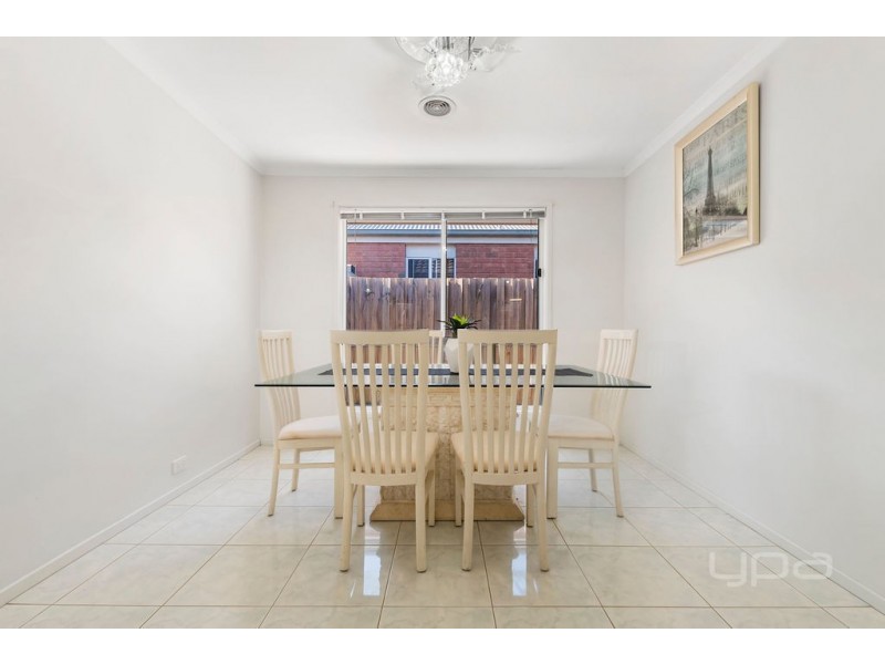 8 Kayla Way, Kurunjang VIC 3337