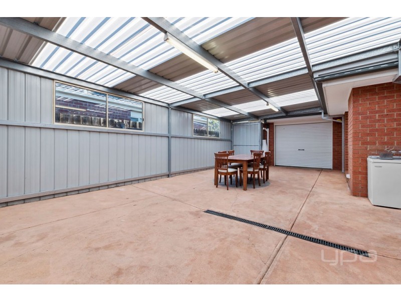 8 Kayla Way, Kurunjang VIC 3337