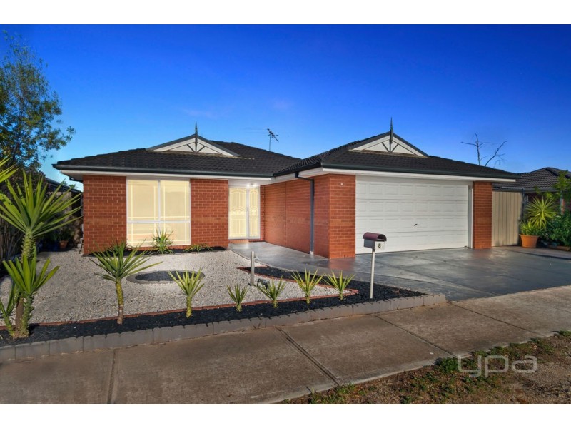 8 Kayla Way, Kurunjang VIC 3337