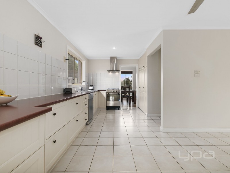 276 Coburns Road, Kurunjang VIC 3337