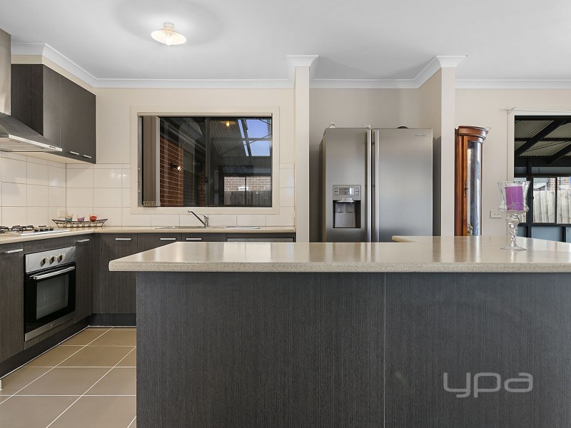 41 Stockwell Street, Melton South VIC 3338