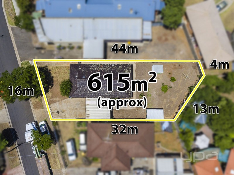 12 Irving Road, Melton VIC 3337