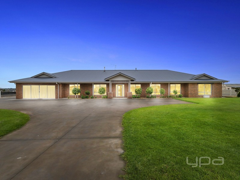 29 Thomas Drive, Hopetoun Park VIC 3340