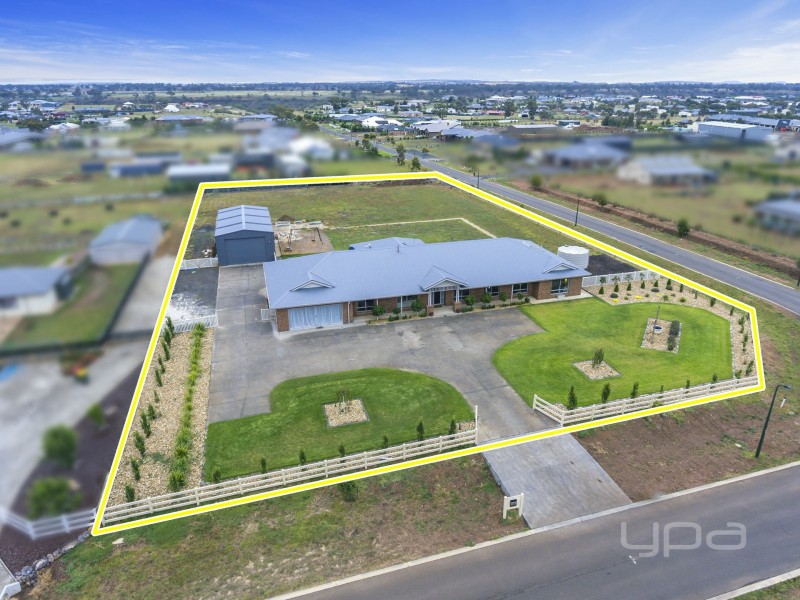 29 Thomas Drive, Hopetoun Park VIC 3340