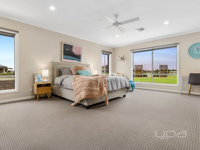 29 Thomas Drive, Hopetoun Park VIC 3340