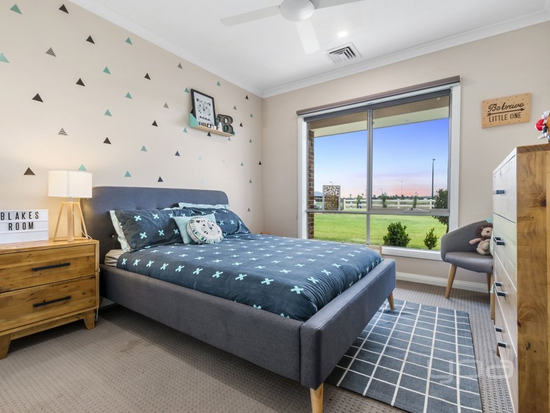 29 Thomas Drive, Hopetoun Park VIC 3340