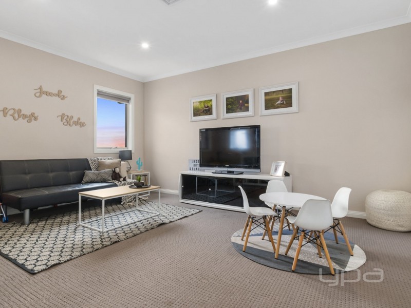 29 Thomas Drive, Hopetoun Park VIC 3340