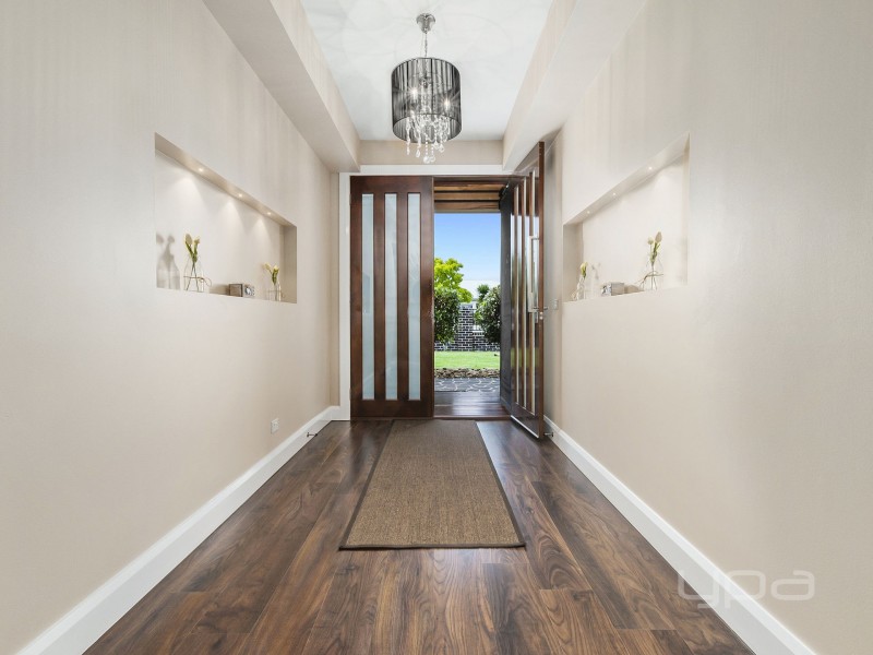 39 Highfield Way, Kurunjang VIC 3337